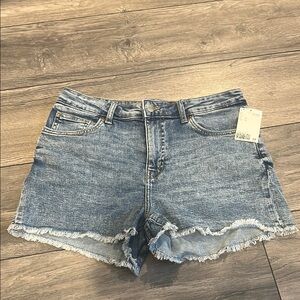 H&M Jean Short, Size 10. NWT